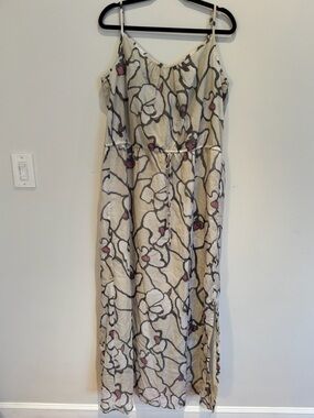 Women’s V-Neck Cream Floral Maxi Dress Size XL